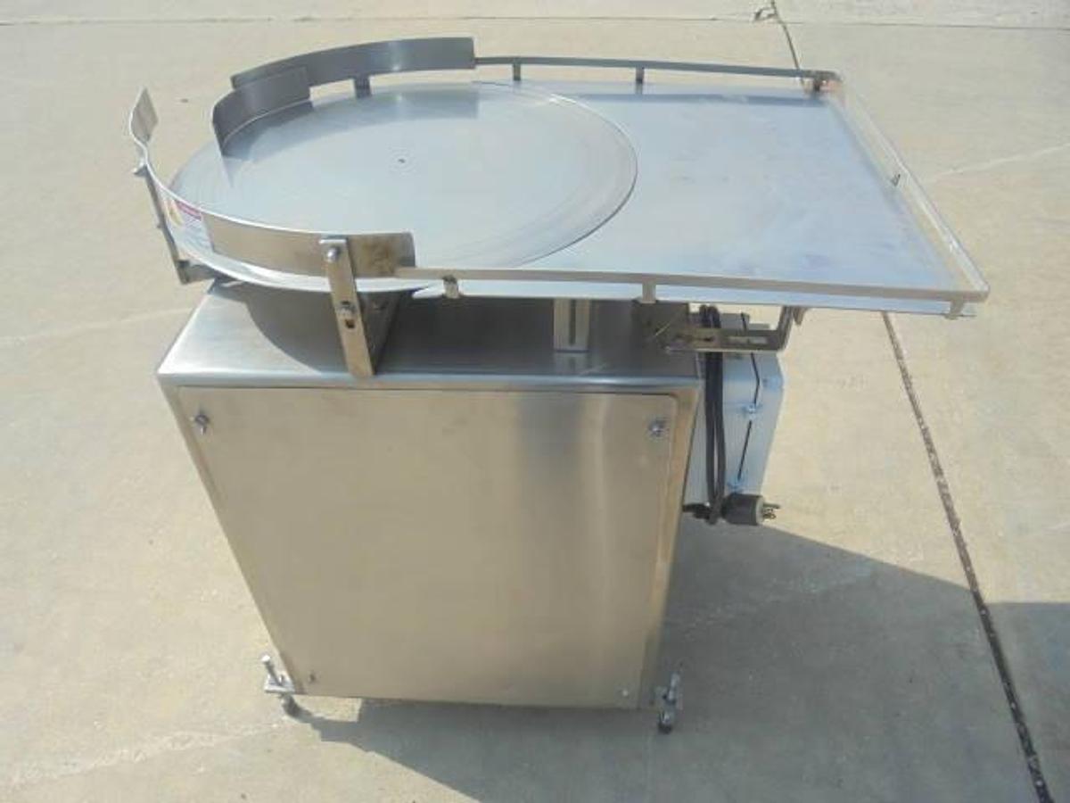 Used 24 In. Rotary Unscrambling/Accumulating Table, Variable Speed