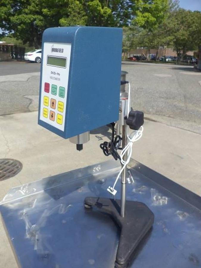 Used Brookfield RDV-II+Pro Tabletop Laboratory Viscometer, Single Phase