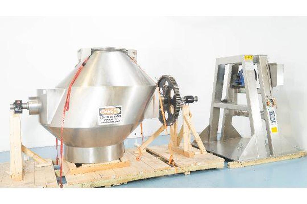 Used Gemco 50 Cu. Ft. Stainless Slant Cone Blender, Auto Unloading