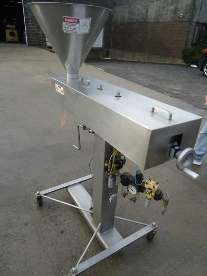 Used Hinds Bock Sp-64 Single Piston Filler, Air Operated
