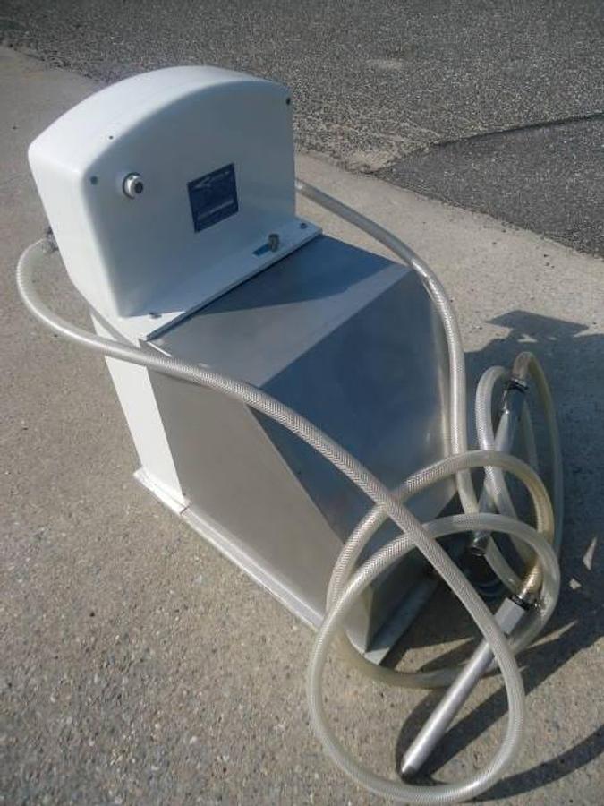 Used Cozzoli F520 Tabletop Twin Piston Filler, 600 Cc Pistons
