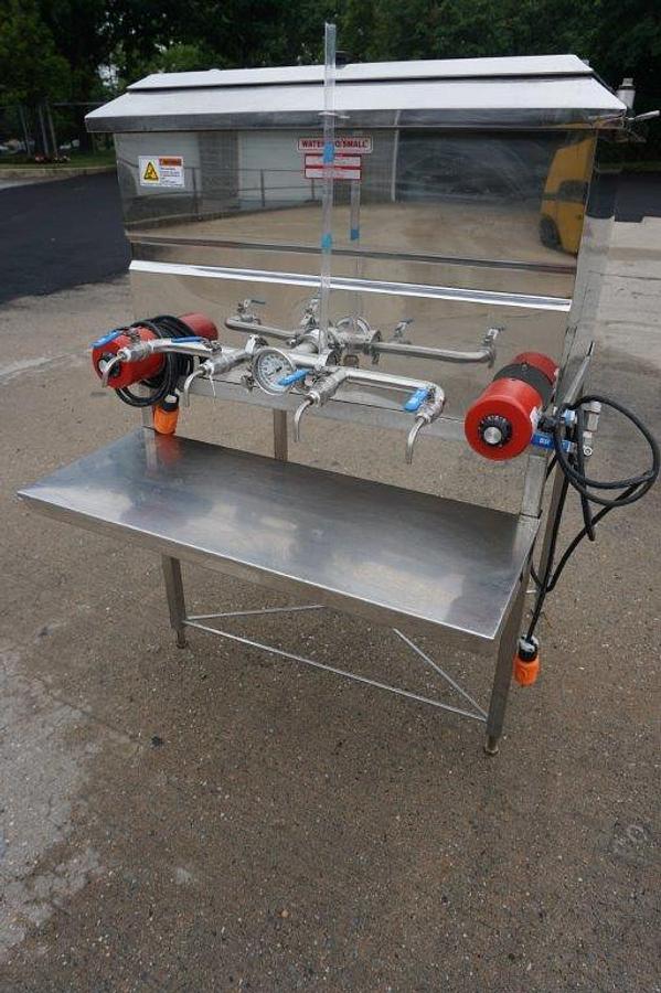 Used LaPierre Waterloo/Small Electric Tank, with 4 Nozzles