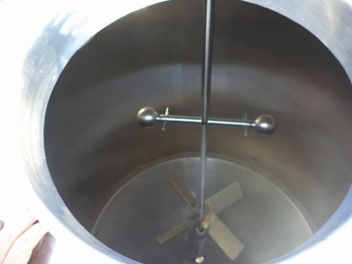 Used 1,250 Gallon Sani-Fab Stainless Sanitary Insulated Mix Tank