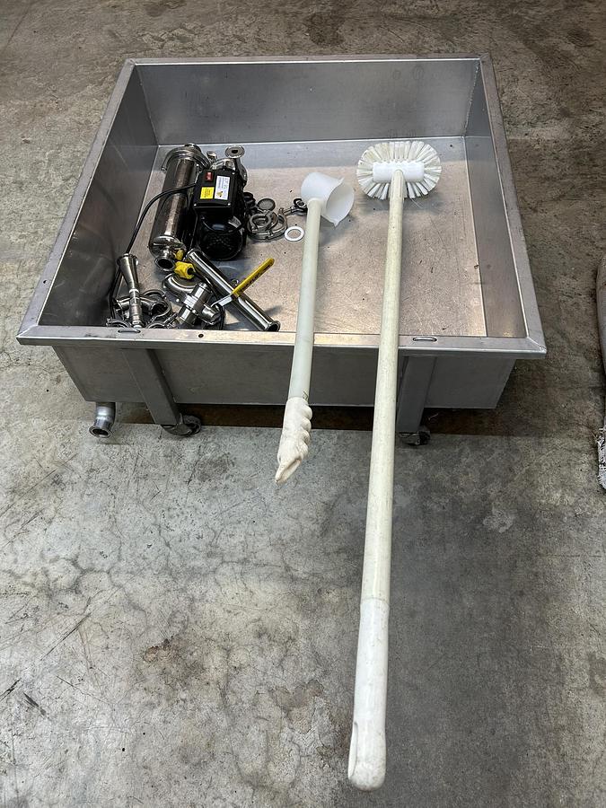 Used SK Group Pneumatic Bladder Press