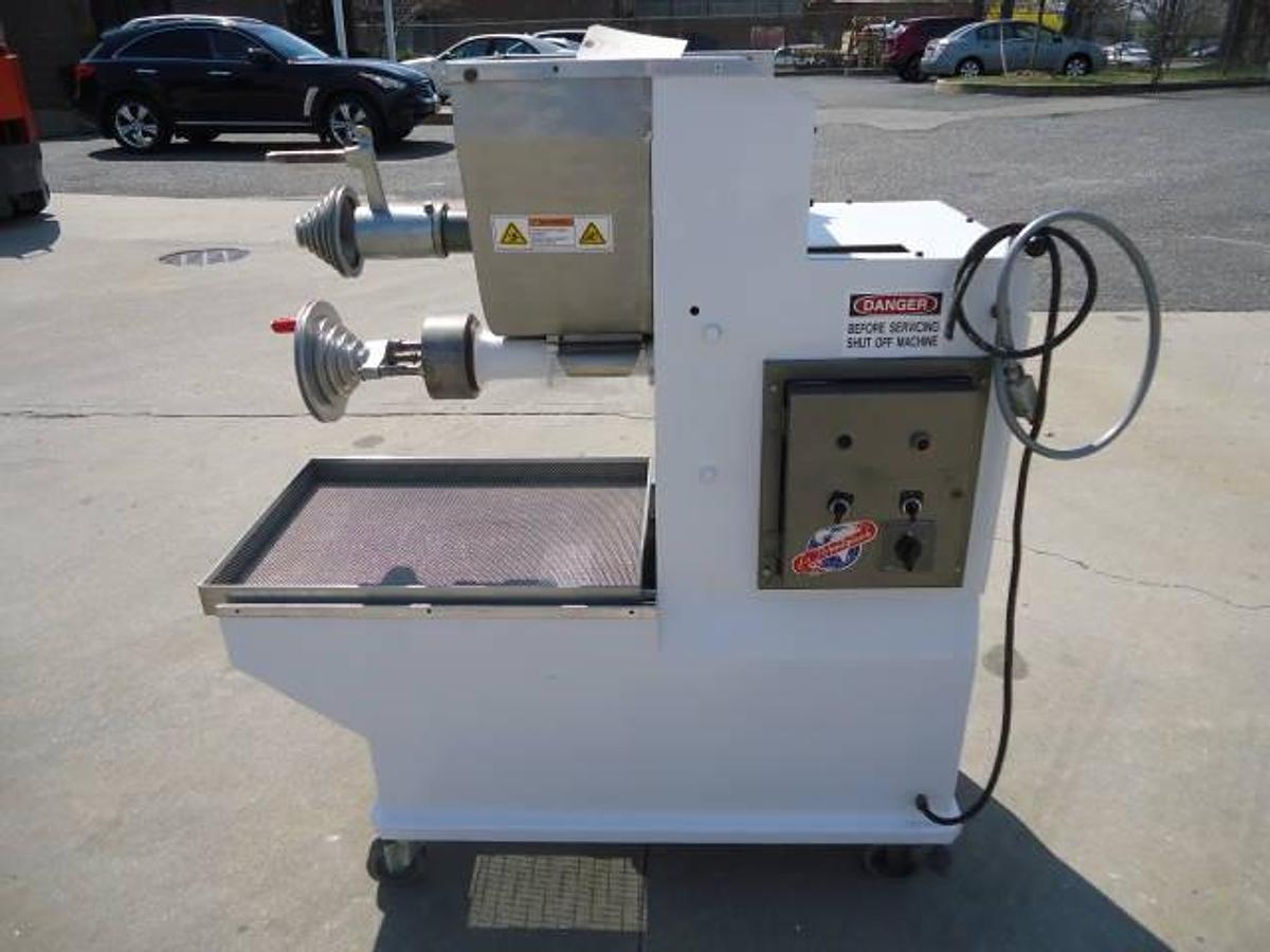 Used La Parmigiana Pasta Mixer/Extruder, Portable