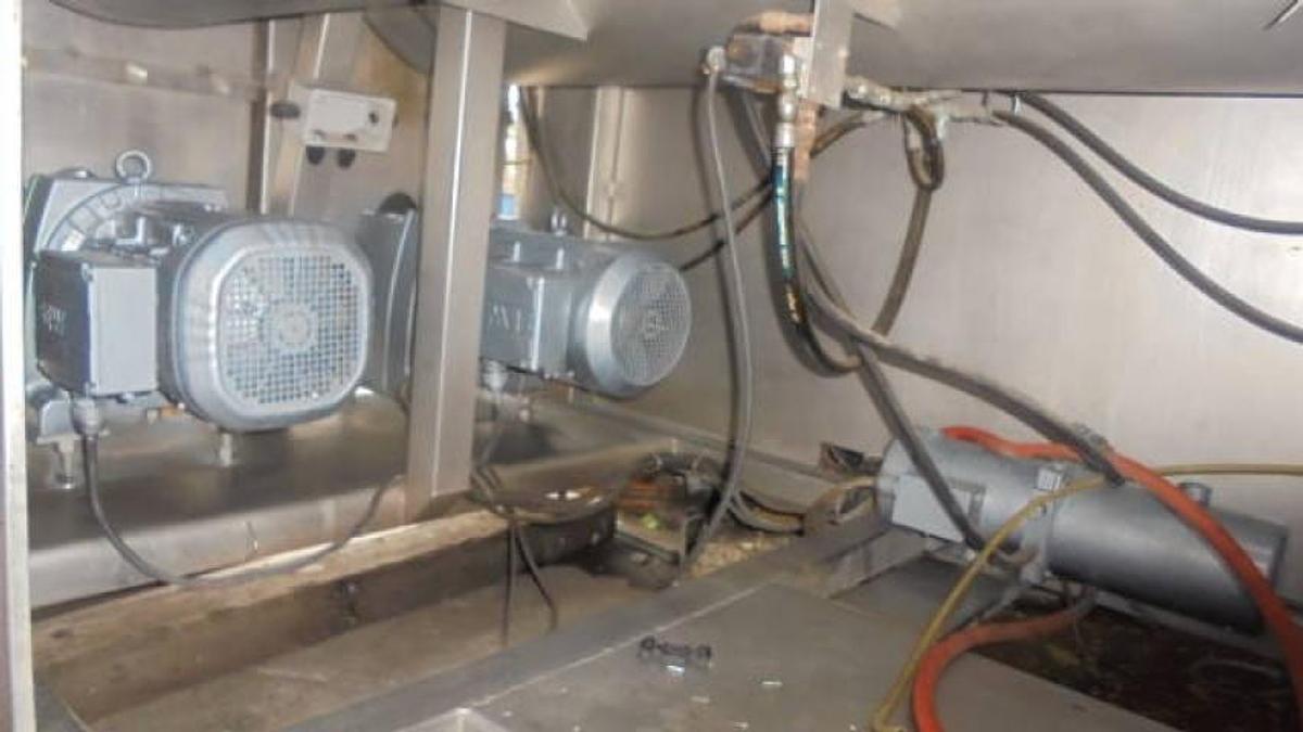 Used FPEC 2,500 Lb. Vacuum CO2 Paddle Blender