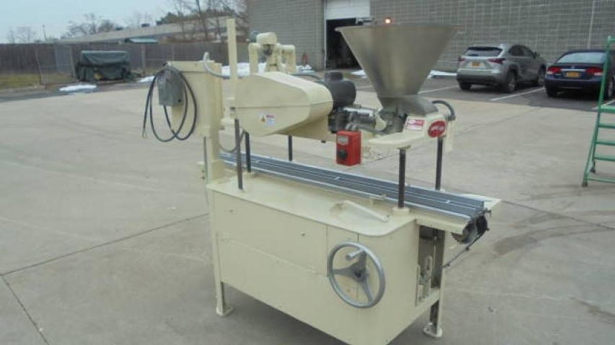Used MRM Elgin Twin Piston Automatic Filler, 97 Ounce Pistons