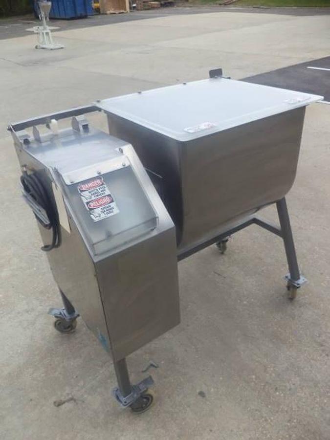 Used Daniels DMX-20 QUAD Stainless steel 200 LB. Mixer