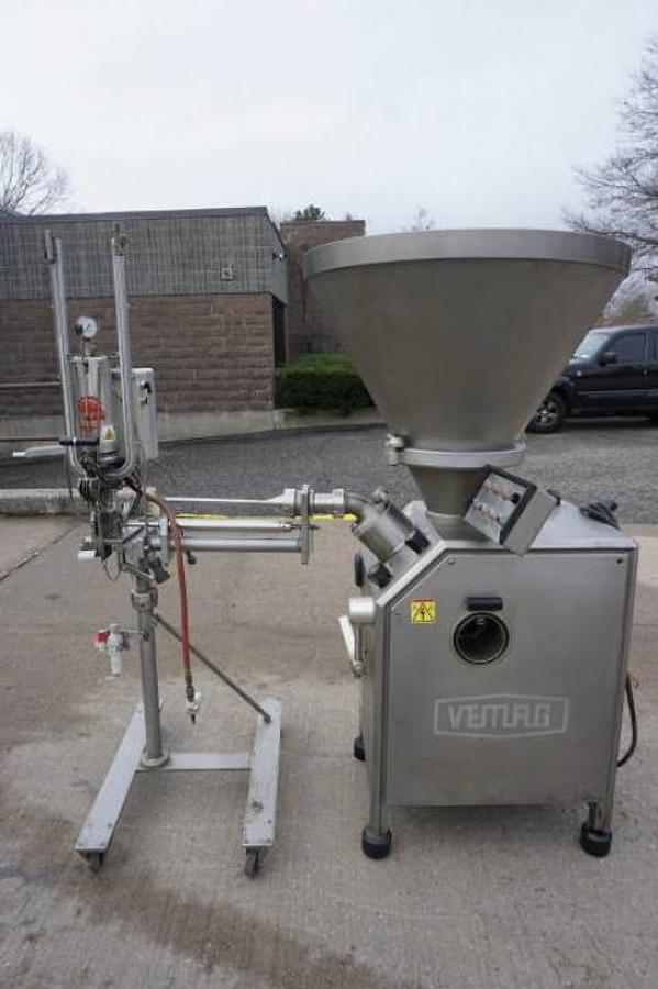 Used Vemag 500 Vacuum Stuffer, Type 128/90, With Link/Clipper