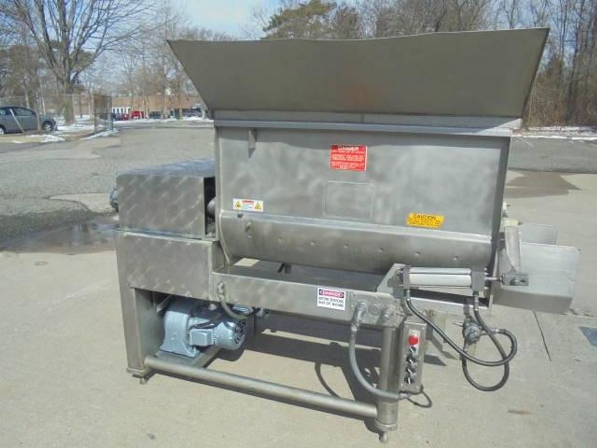 Used Rietz 1,000 Lb. SS Twin Screw Horizontal Blender, Jacketed