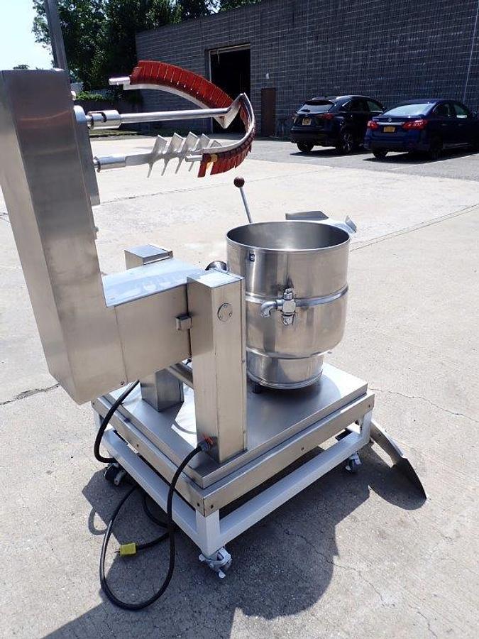 Used 10 Gallon Groen Twin Action Scraper Jacketed Kettle, Self-Contained Electric
