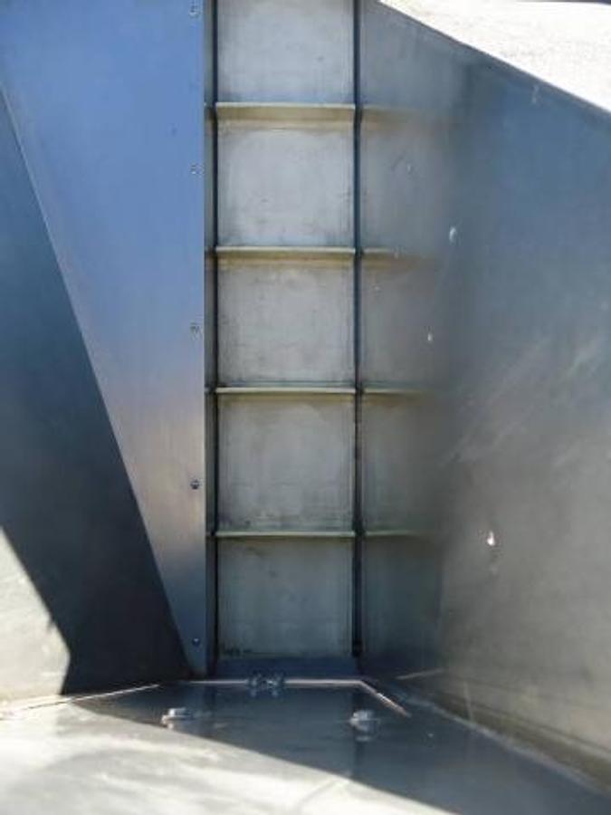 Used Feed Systems Inclined Cap Elevator/Feeder, Stainless Steel