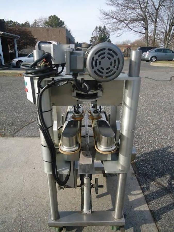 Used Innovative Automation Four Spindle Cap Tightener/Retorquer/Gap Transporter, Explosion Proof