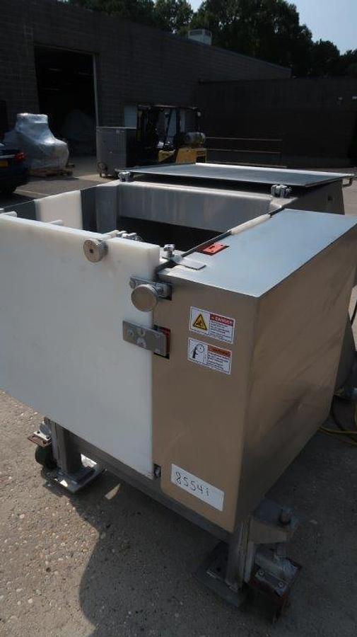 Used Genmac Hydrauflaker Combination Frozen Meat Flaker/Slicer 14X29 IN