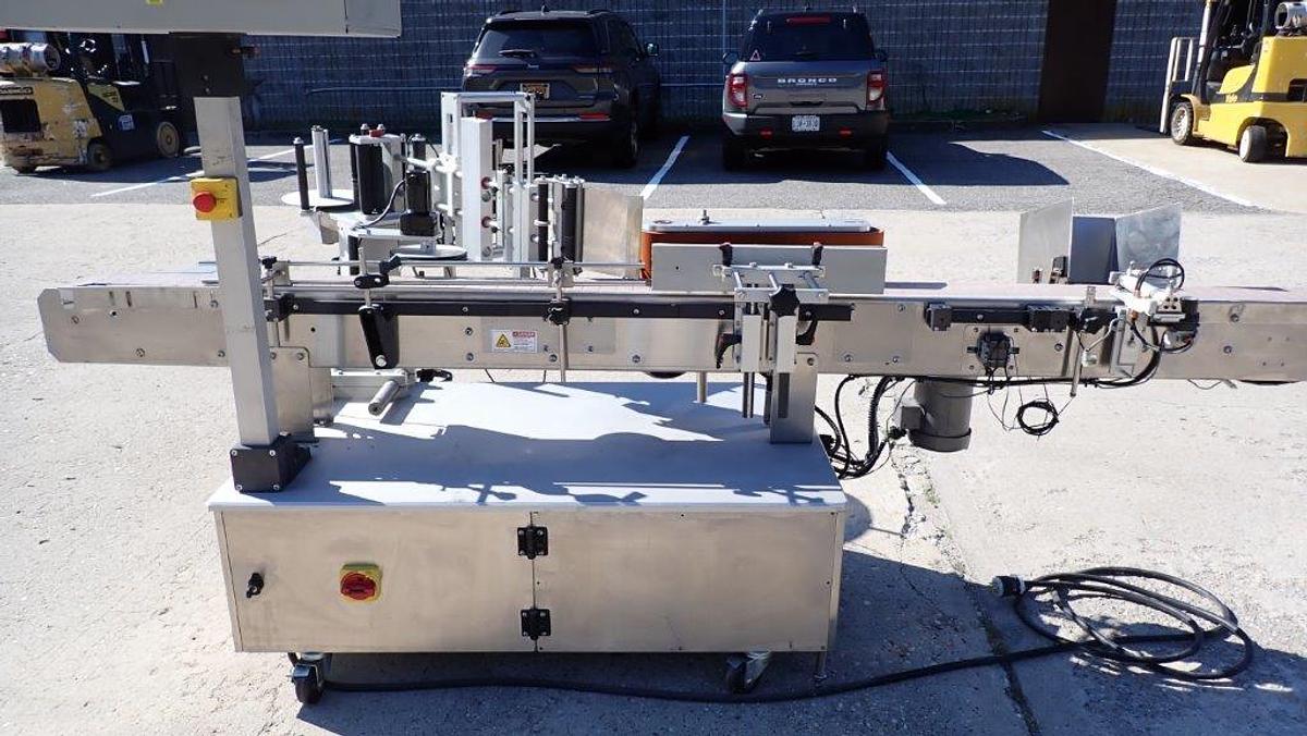 Used Quadrel Versaline Pressure Sensitive Spot/Wraparound Labeler
