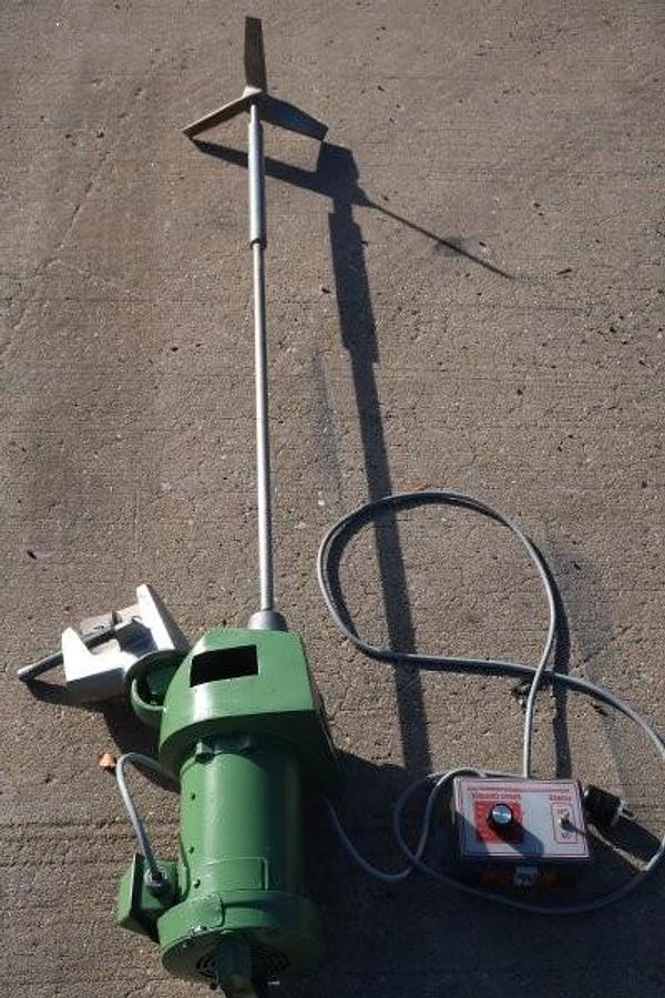 Used Lightnin Type TPR Clamp-On Portable Agitator
