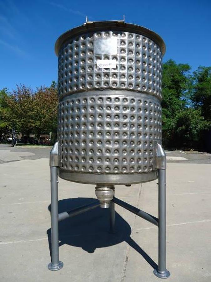 Used 225 Gallon Willflow Stainless Steel Dimple Jacket Tank, 50 PSI Jacket