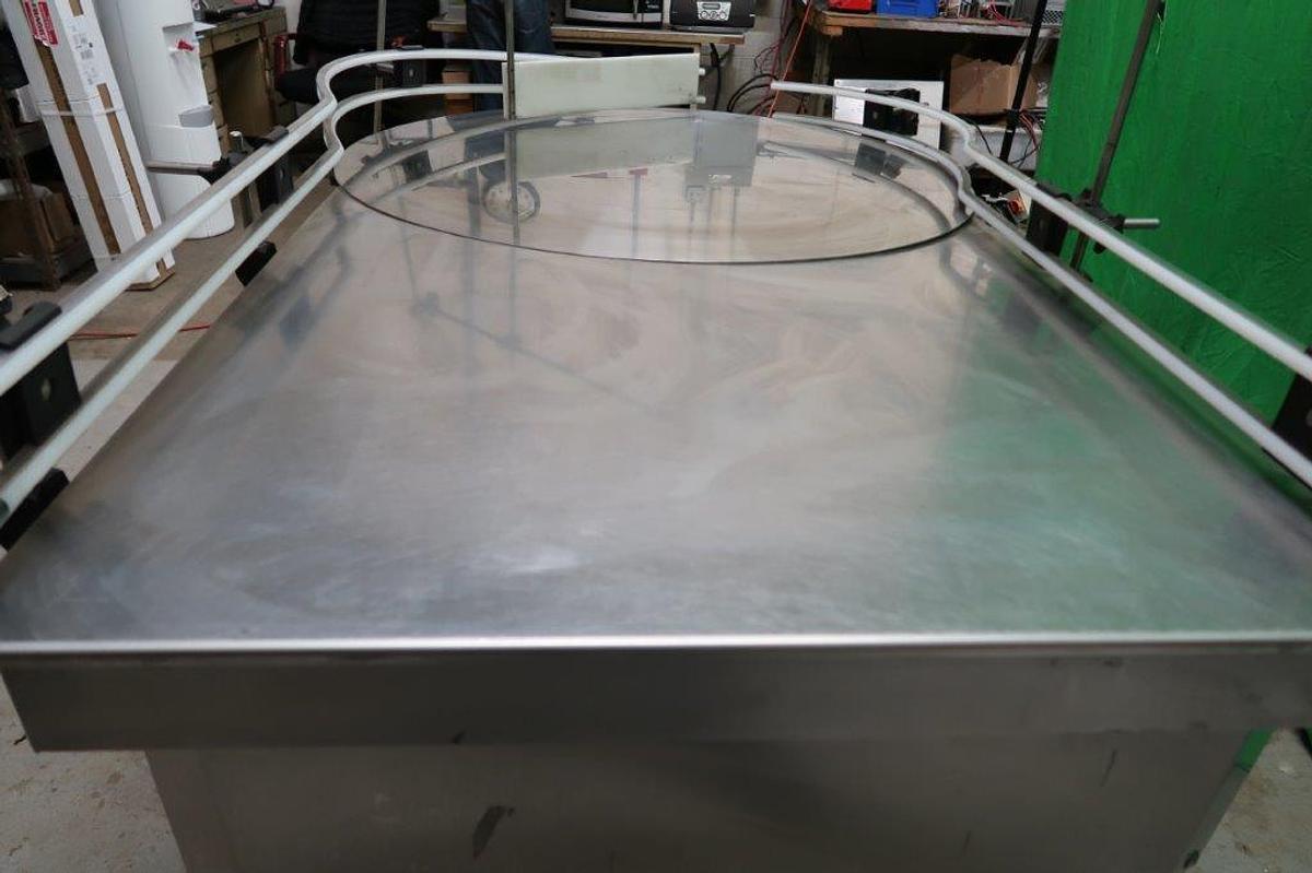 Used 40 In. Diameter E-PAK Stainless Steel Rotary Unscrambling/Accumulating Table
