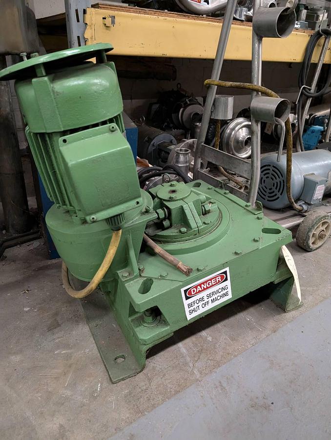 Used Lightnin 1.5 HP Fixed Mount Agitator Drive, 100 RPM