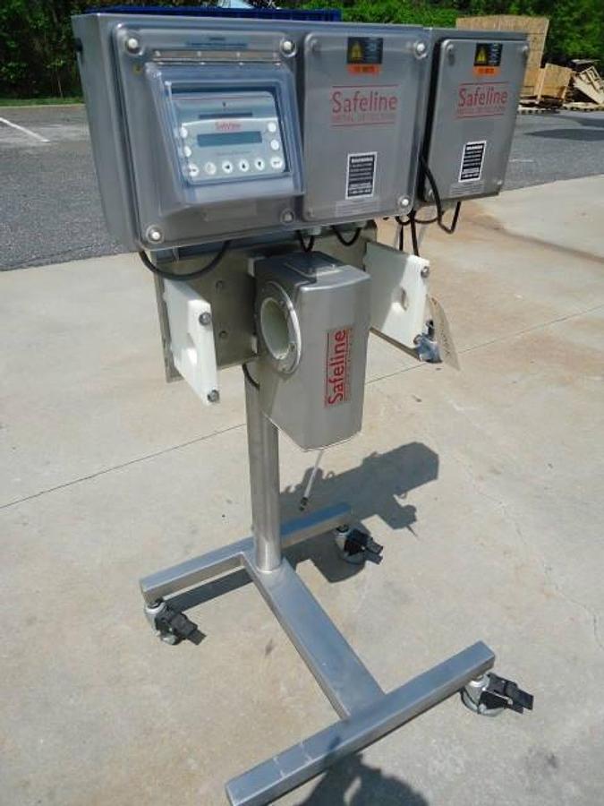 Used Safeline 4 In. Pipeline Metal Detector, Portable