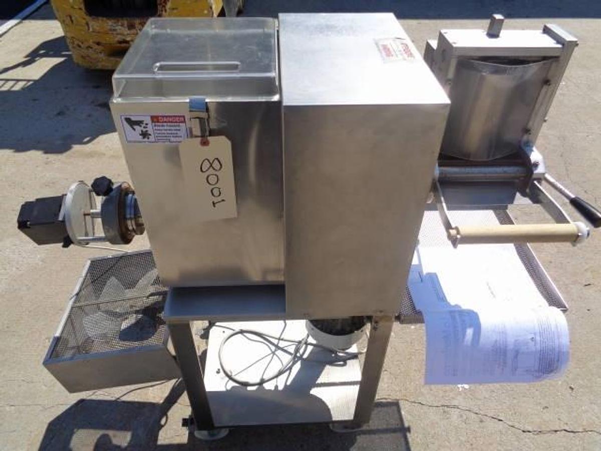 Used La Monferrina P6 Pasta Mixer/Extruder w/dies and Ravioli Attachments