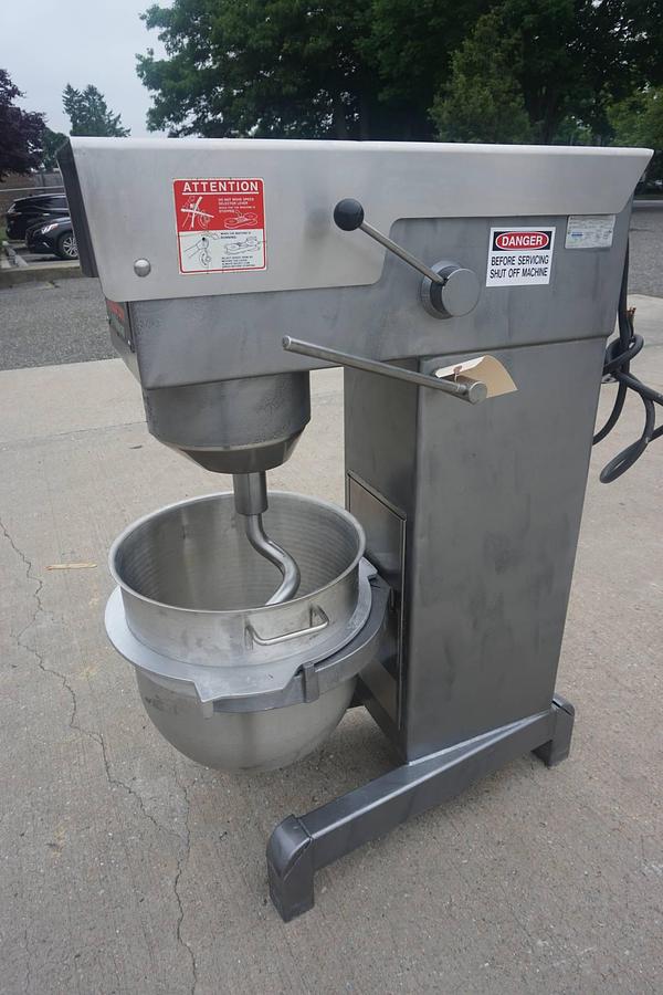 Used 60 Quart Welbilt Bowl Mixer, 3 HP