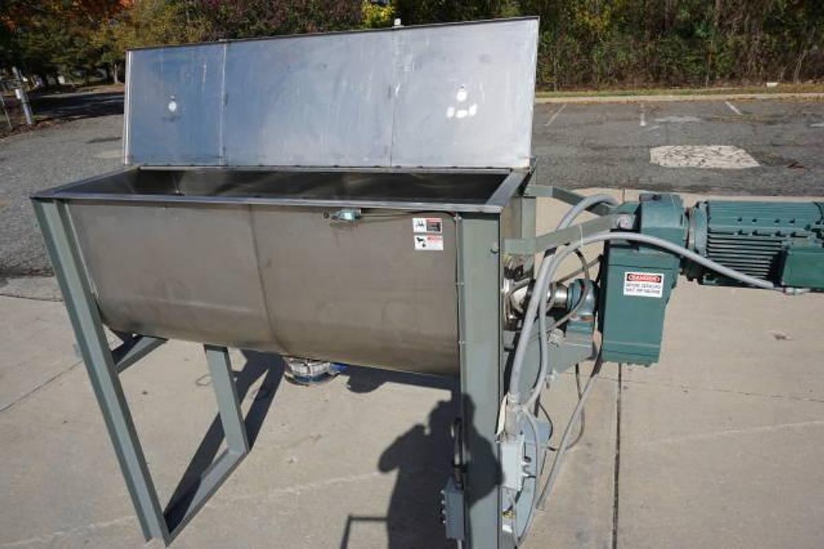Used 36 Cu. Ft. Bush Tank Stainless Steel Double Ribbon Blender, 15 HP