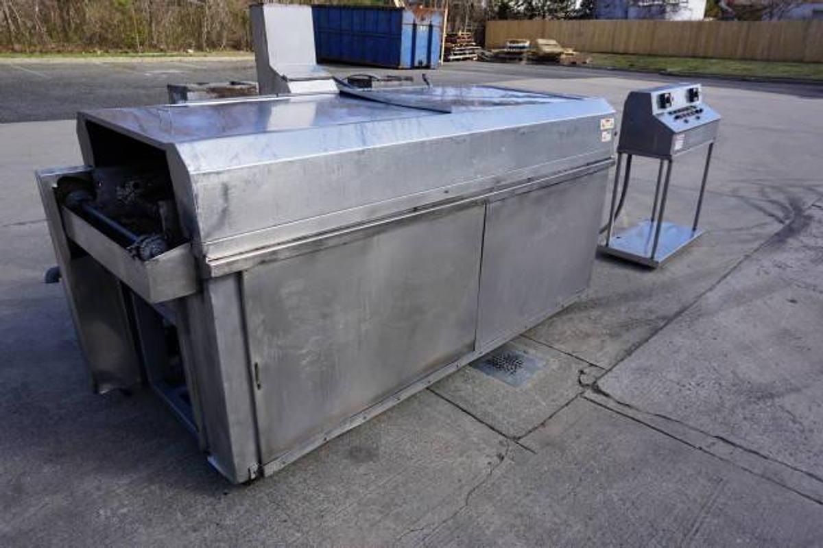 Used Pitco 600 Continuous Gas Fired Fryer With Hold Down Belt