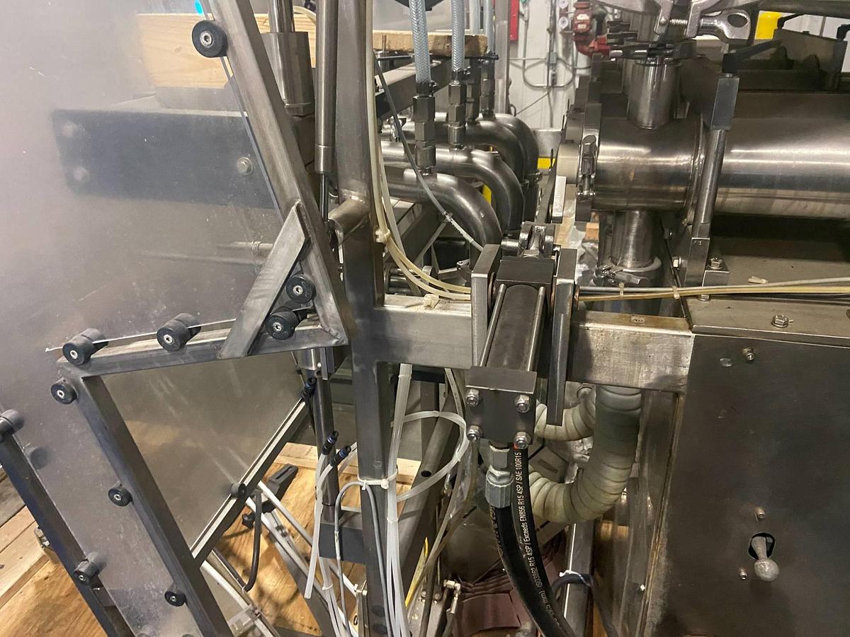 Used REB 4 Piston Automatic Gallon Inline Filler, Agitated Hopper, Extra Large Pistons