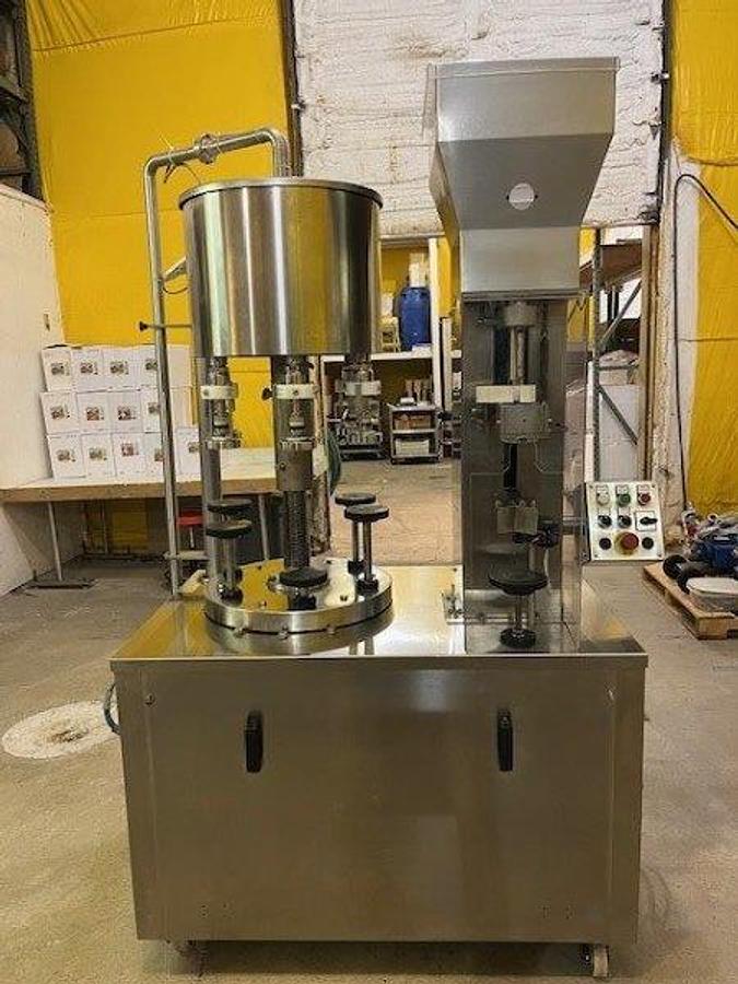 Used Bubbio 6 Head Wine Bottling Machine, with Corker