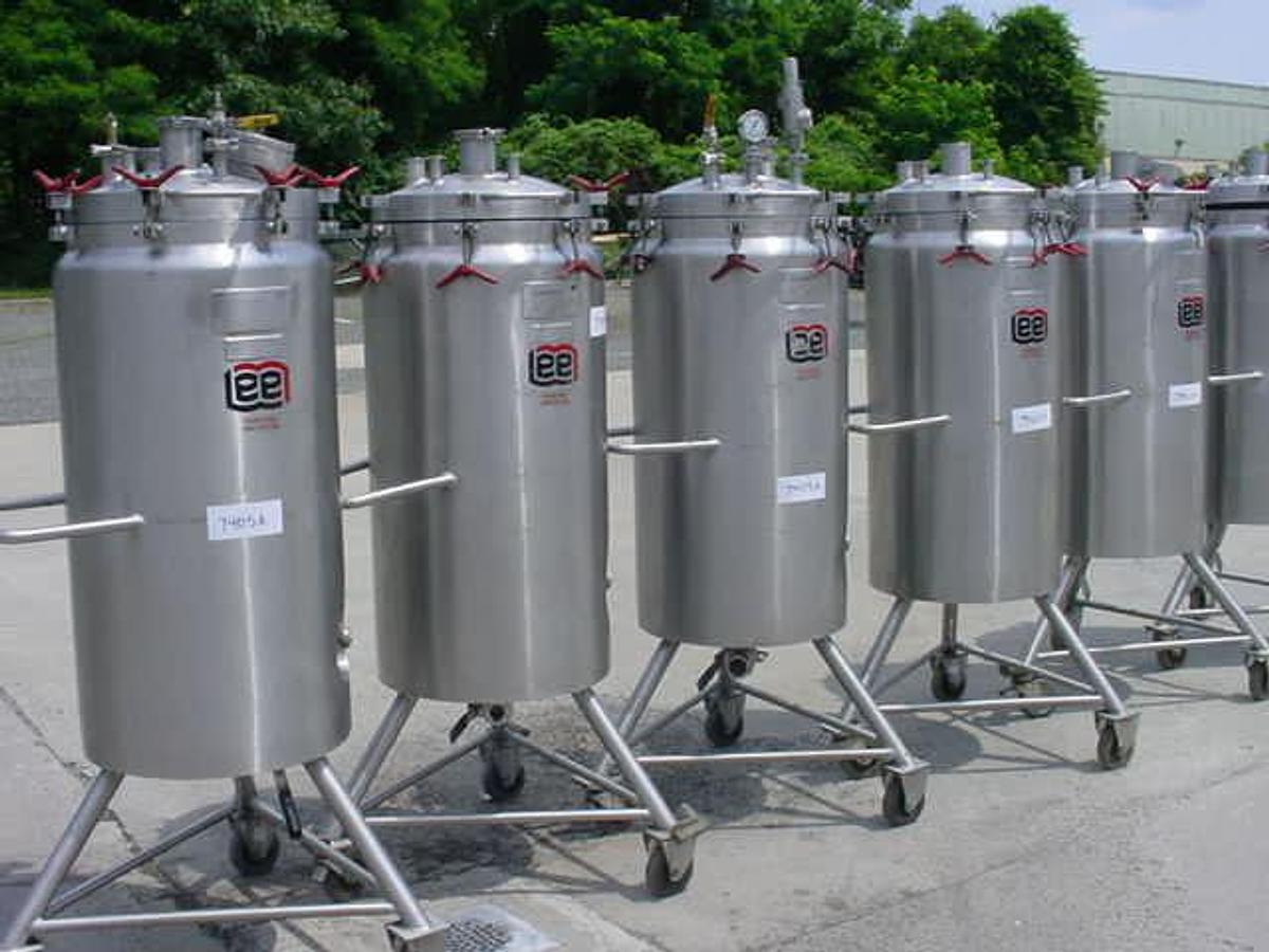 Used 50 Gallon Lee Type 316l Ss Jacketed Vacuum Sanitary Tanks