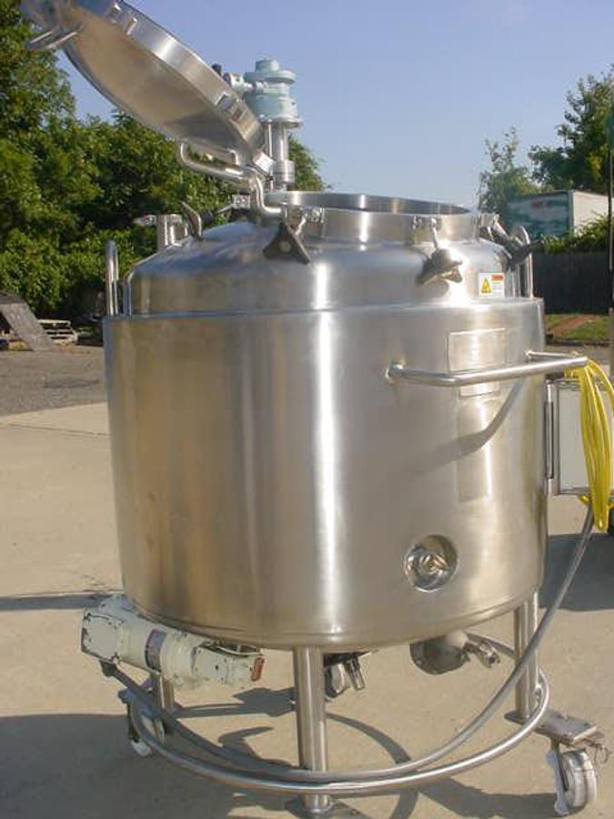 Used 125 Gallon Lee 316 Stainless Steel Sanitary Jacketed Agitated Vacuum Vessel, Bottom Dispersion Head