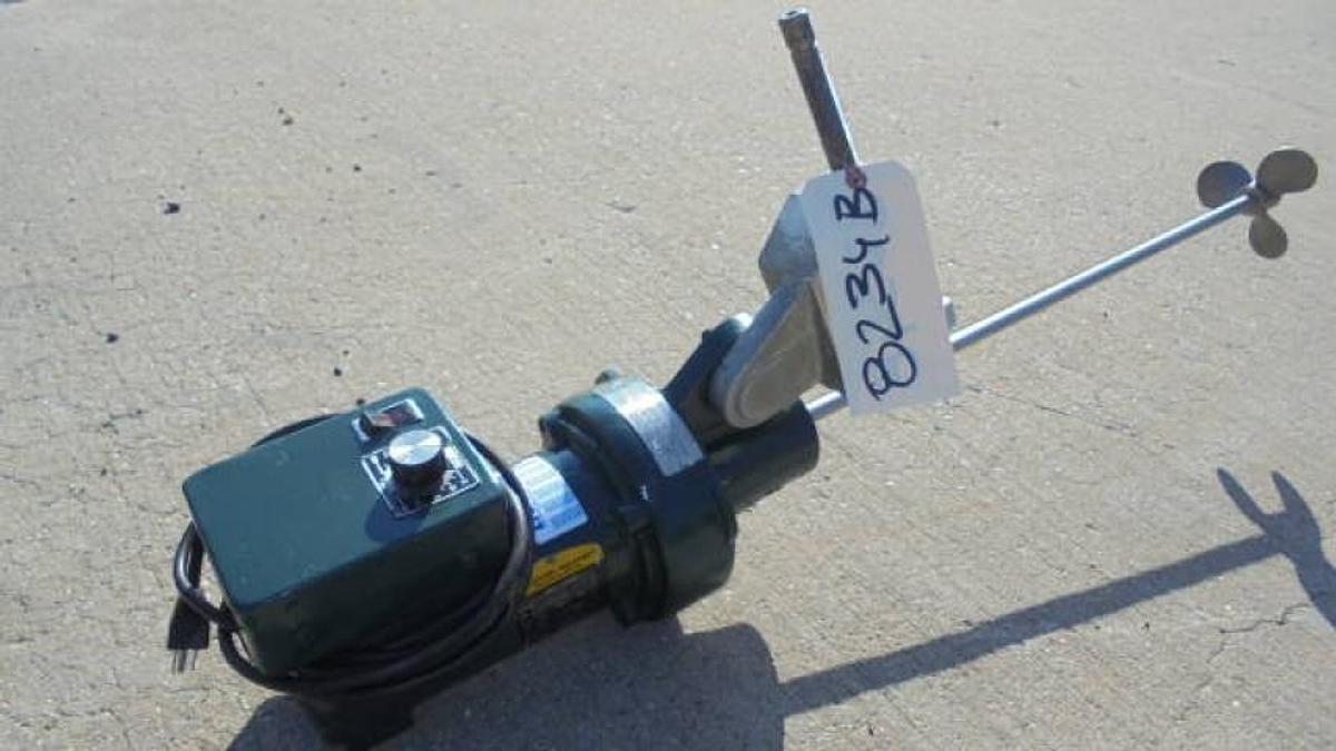 Used SPX/Lightnin .25HP Clamp-on Propeller Mixer, Variable Speed