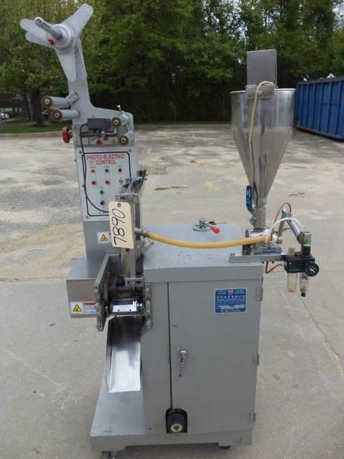 Used JYI MAW Industrial Form/Fill/Seal Machine For Creams & Lotions