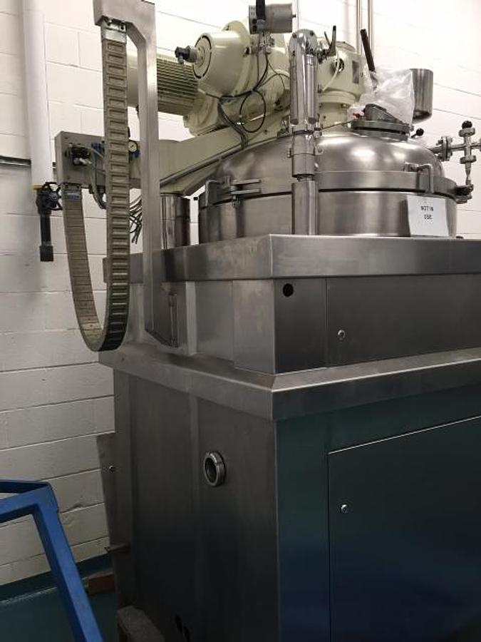 Used Becomix 500 Liter and 125 Liter Stainless Steel Jacketed Vacuum Agitated Process Vessels