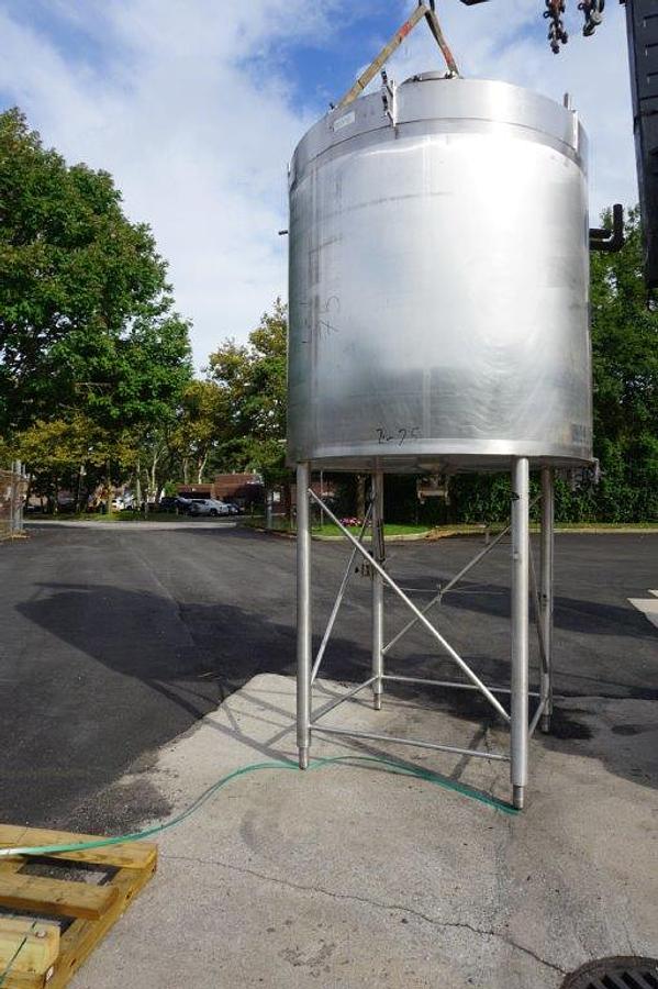 Used 1,200 Gallon Cherry Burrell Stainless Steel Jacketed Vertical Closed Tank