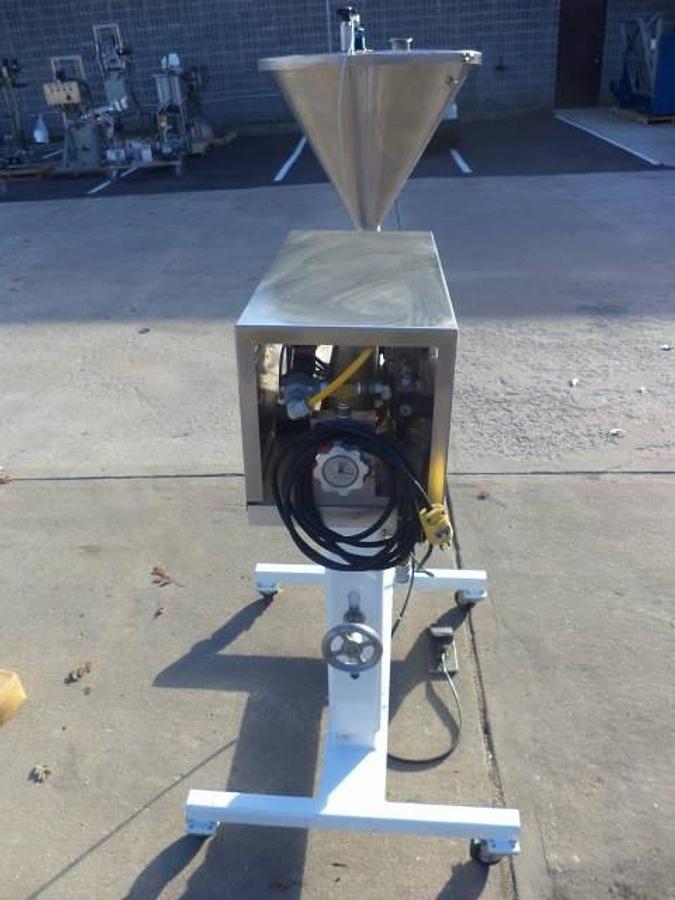 Used Simplex AV-100 Single Piston Filler,  Air Operated