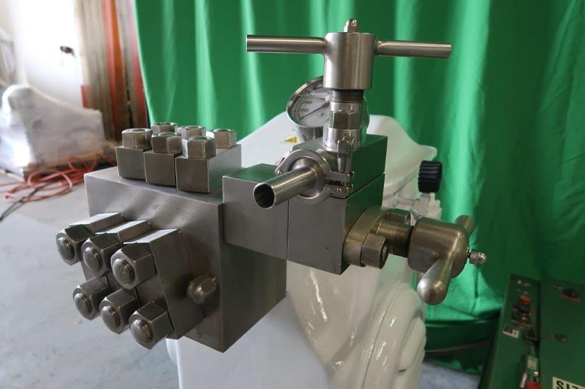 Used APV Gaulin M3 Two Stage High Pressure Homogenizer, 10,000 PSI