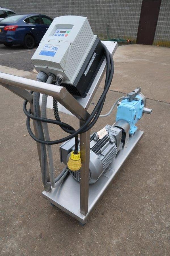 Used Waukesha 060 U1 Positive Displacement Pump, 10HP Variable Speed