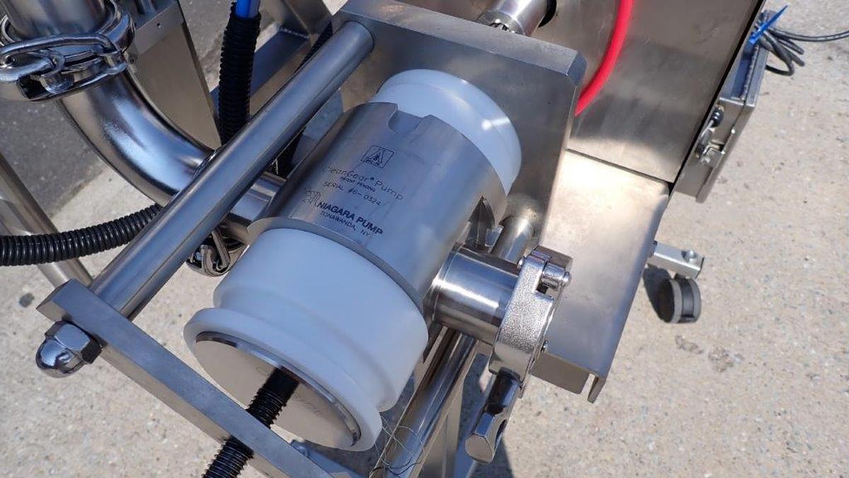 Used Oden “Servo/Fill” Pump Style Filler, Diving Nozzle