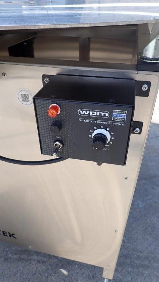 Used 60 In. Diameter Globaltek Rotary Unscrambling/Accumulating Table