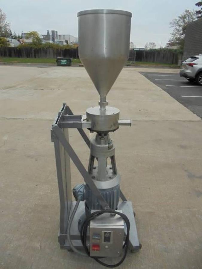 Used Gifford Wood VT-8 Vertical/Horizontal Colloid Mill, 5  HP, Explosion Proof