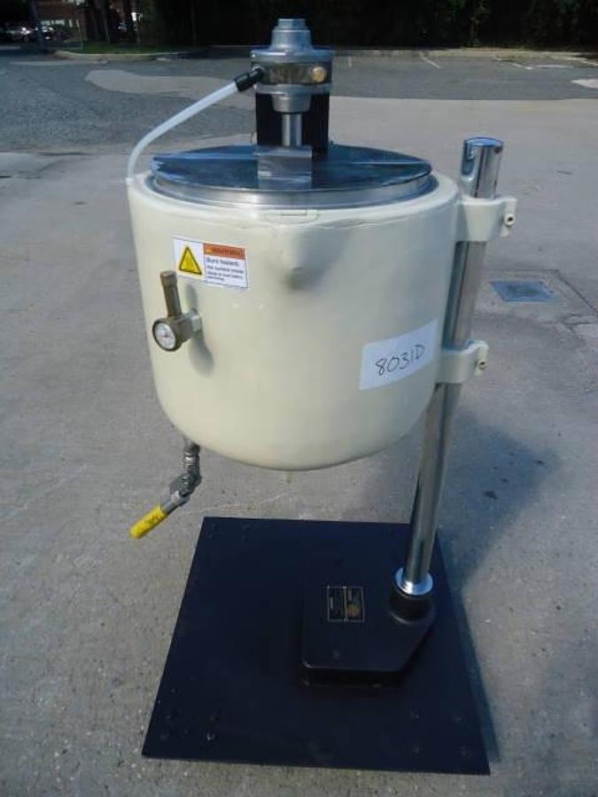 Used 5 Gallon Kemwall Electric Mix Kettle, Air Operated