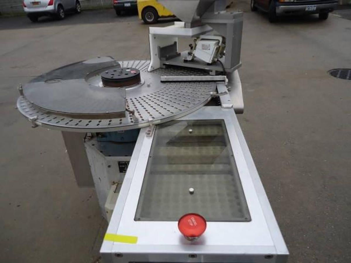 Used Tait Capsule Bander/Sealer, Size  “0” Tooling