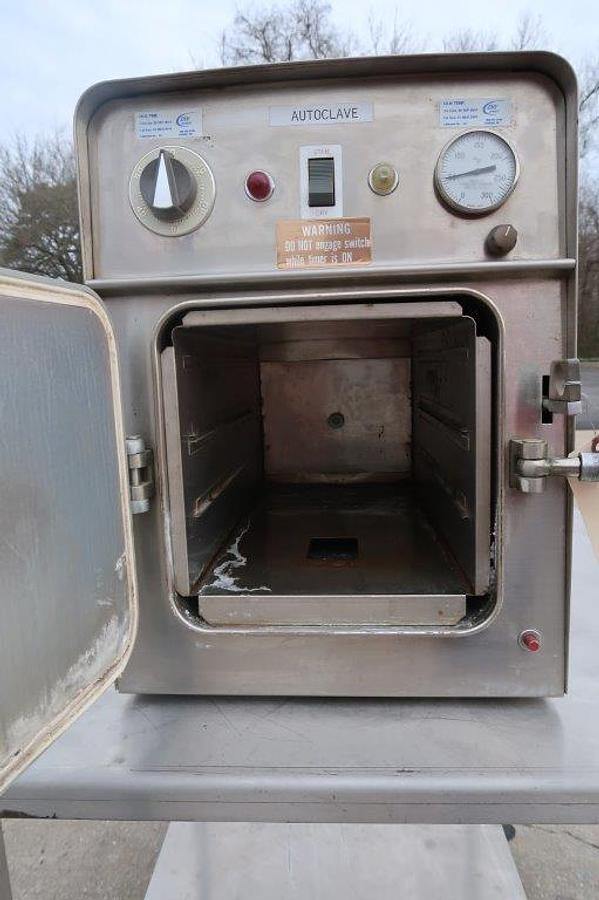 Used Amsco Tabletop Autoclave, Single Phase Electrics