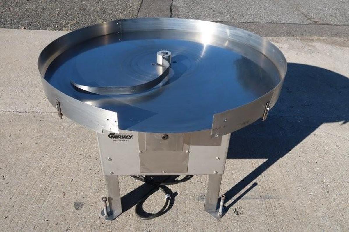 Used Garvey 48 In. Diameter Rotary Unscrambling/Accumulating Table