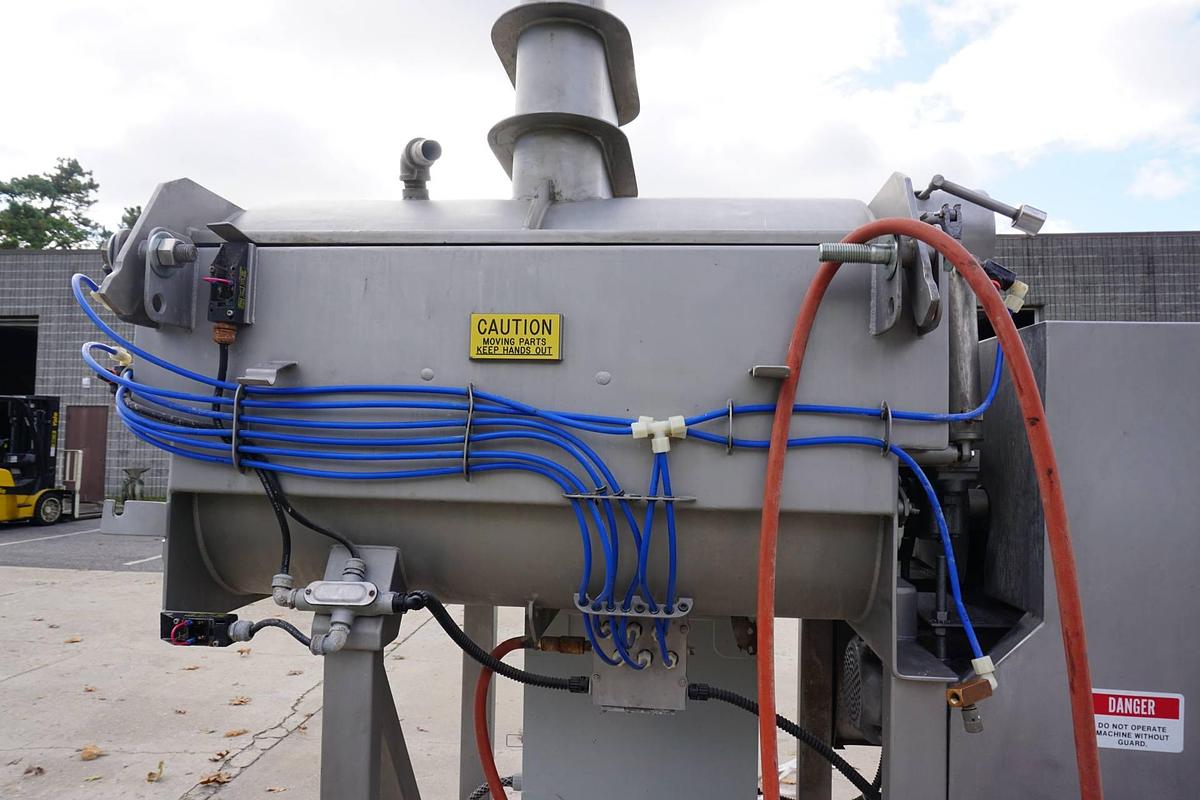 Used Amfec Model 510 Dual Shaft Vacuum Ribbon Blender, 500 Lb. Capacity