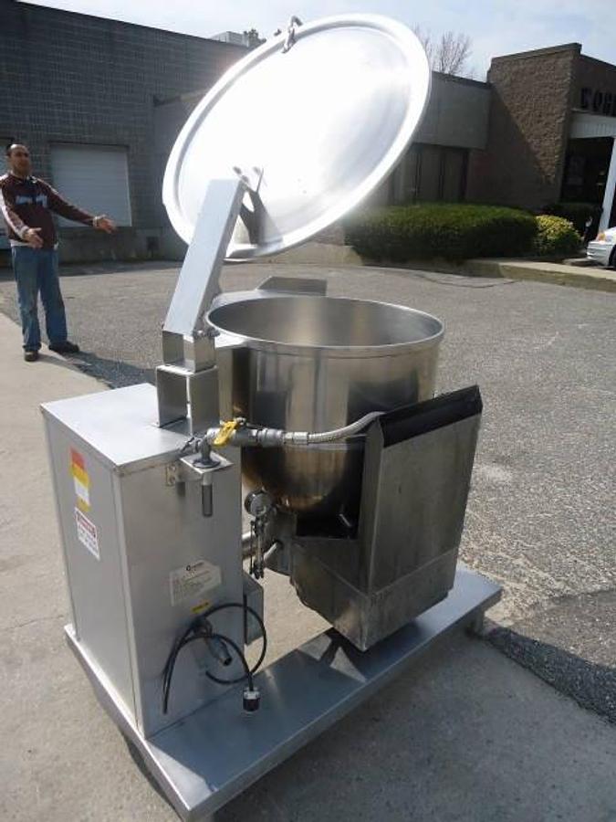 Used 40 Gallon Groen Stainless Steel Self-Contained Gas-Fired Kettle