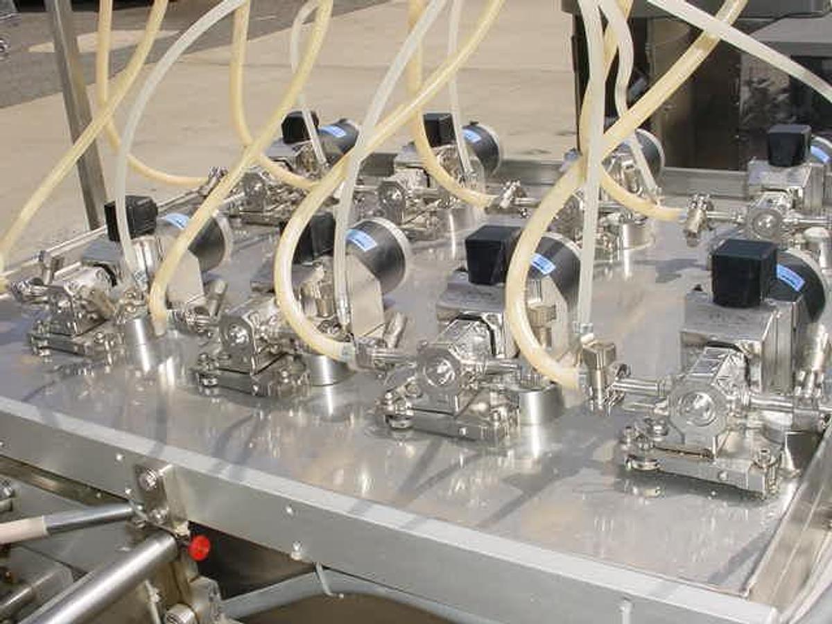 Used Paxall/Circle V12h8s Form/Fill/Seal With Positive Displacement Gear Pumps