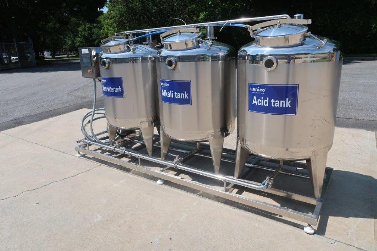 Used Unnico 3-Tank Electric Tanks, 100 Gallon Each